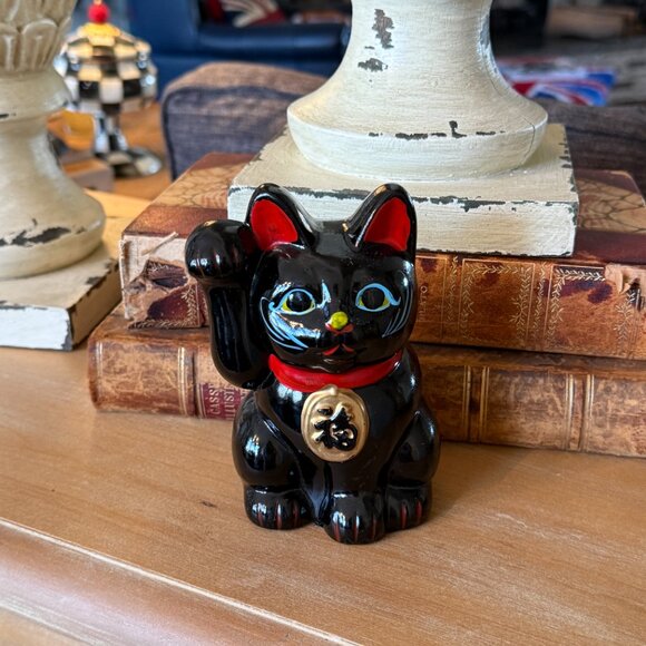 Vintage Maneki-Neko Lucky Black Cat Right Paw Up - Picture 16 of 17